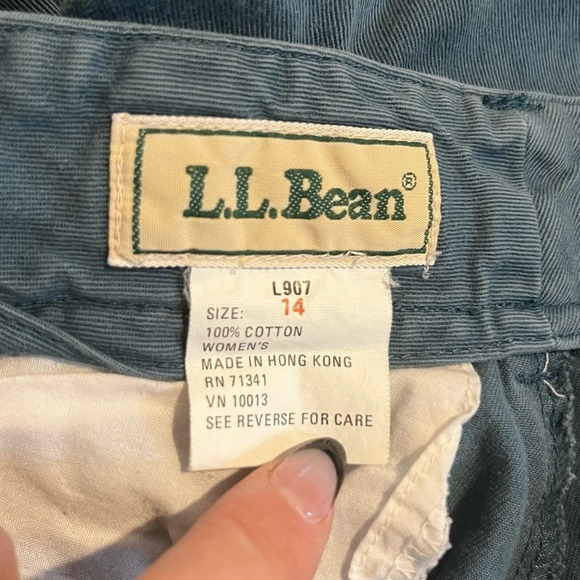 VTG L.L. BEAN High Waisted Green Khaki Pants - Picture 4 of 7
